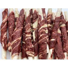 Bůvolí tyčka obalená jehněčím a treskou 100g